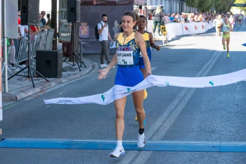 Imagen de la noticia: Mohamed Attaoui y Marta Mitjans ganan la 38 Milla Urbana de Otoño de Jaén