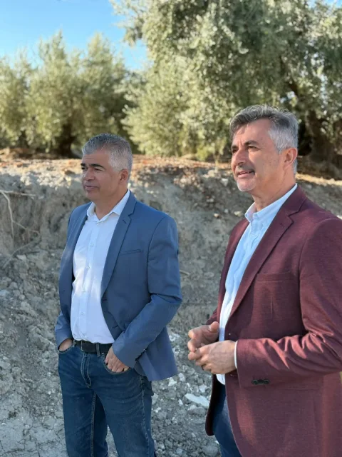 Imagen de la noticia: La Diputación repara tres vías de Martos dañadas por las borrascas antes de la aceituna