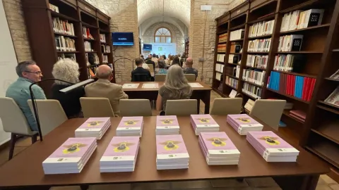 Imagen de la noticia: Presentado un libro sobre las orquídeas silvestres de la provincia de Jaén