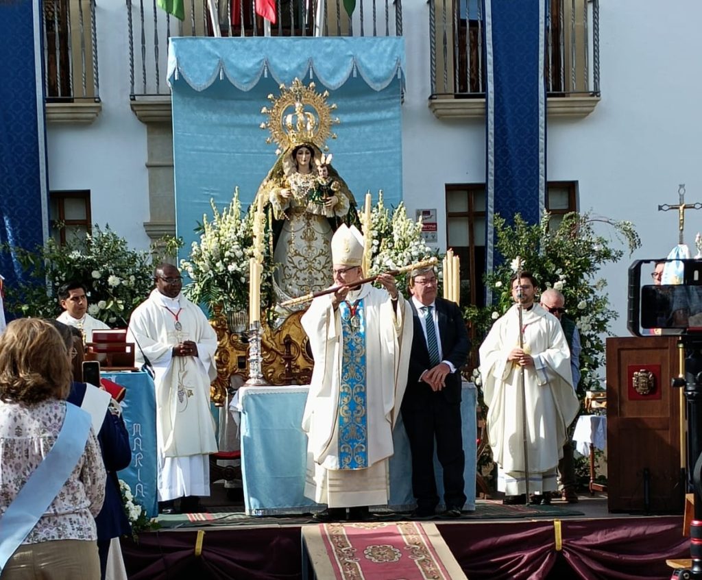 Imagen de la noticia: Carchelejo proclama a la Virgen del Rosario alcaldesa perpetua