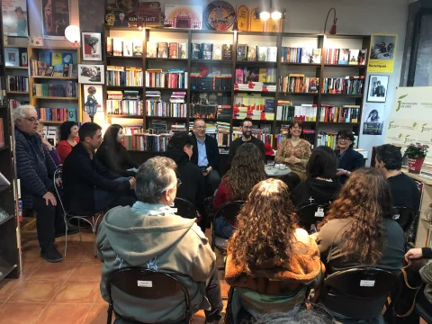 Imagen de la noticia: Seis recitales poéticos sobre Miguel Hernández recorrerán librerías de la provincia este otoño