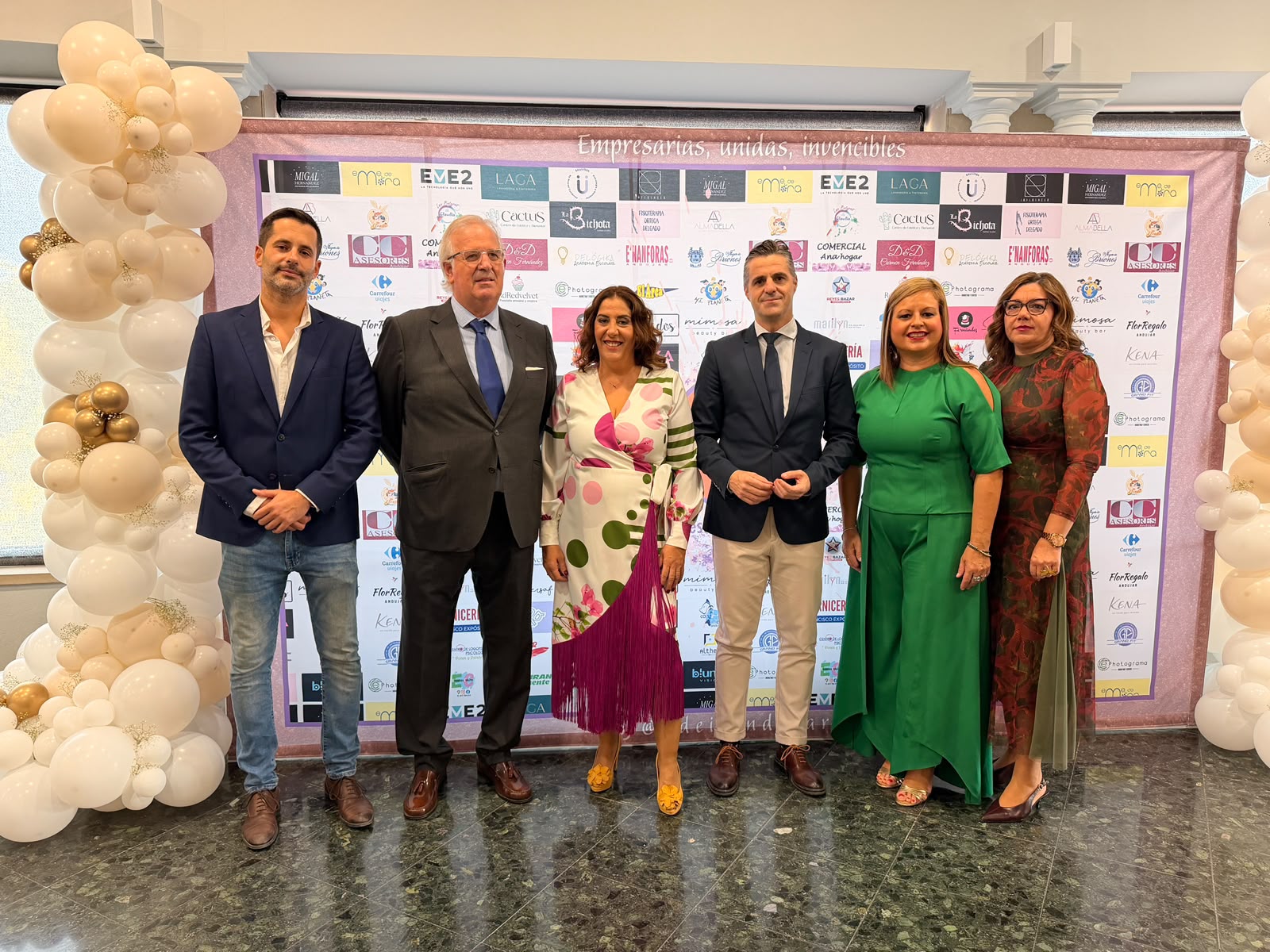 Imagen de la noticia: Carmona felicita a las empresarias de Andújar por 25 años de la asociación ADEI