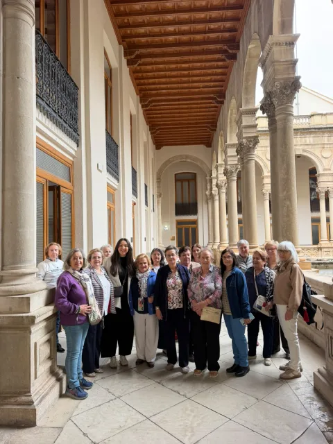 Imagen de la noticia: El Palacio Provincial reúne a más de cien personas en el XXIV Encuentro de Encajes de Bolillos