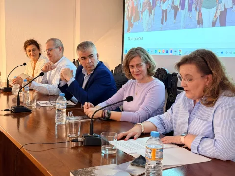 Imagen de la noticia: Martos reúne en la exposición Tierra Viva los testimonios de mujeres del medio rural