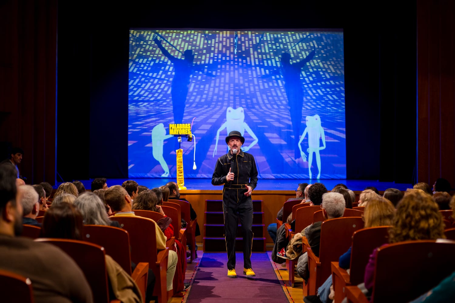 Imagen de la noticia: Álex O'Dogherty lleva su espectáculo 'Palabras mayores' al Teatro Infanta Leonor el domingo 25