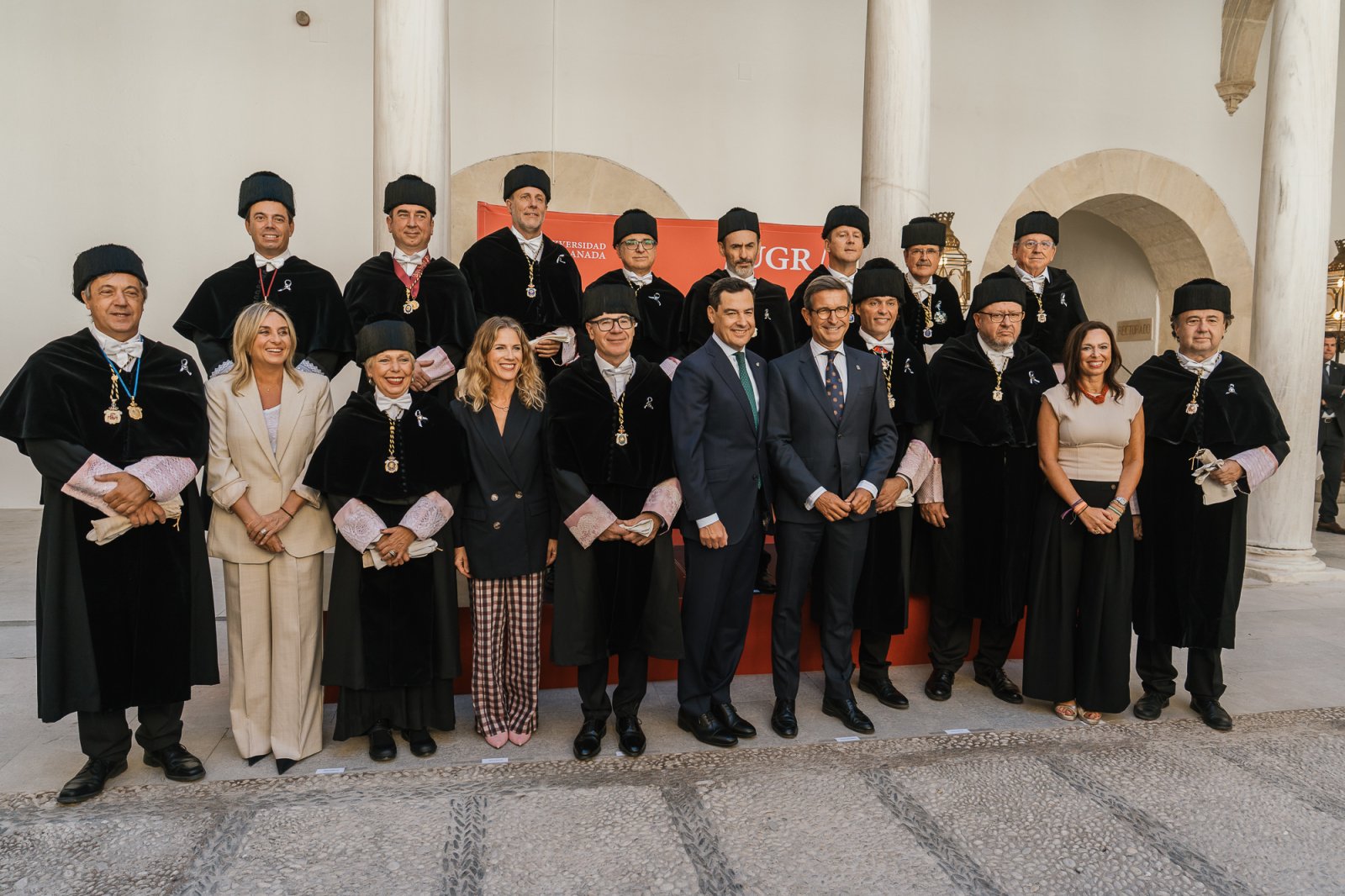 Imagen de la noticia: Los rectores andaluces urgen a la Junta a cerrar el déficit de las universidades públicas