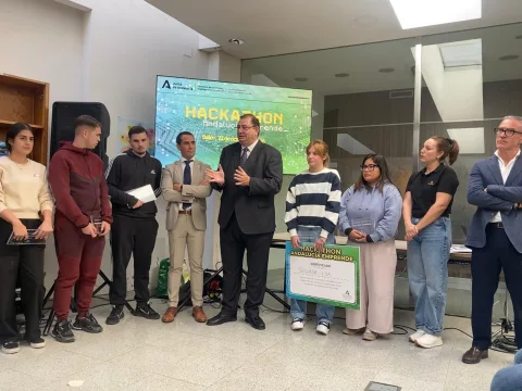 Imagen de la noticia: Un centenar de estudiantes de Bailén propone ideas para fijar población joven en el municipio