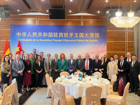Imagen de la noticia: Martos busca atraer inversión industrial china tras el viaje de agosto