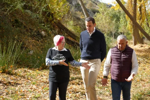 Imagen de la noticia: El sendero de La Matea a El Berral, acondicionado por los empresarios