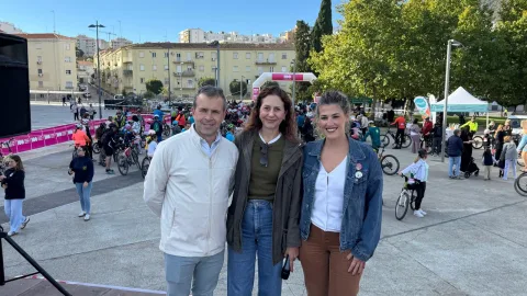 Imagen de la noticia: Cientos de ciclistas recorren Jaén en el VI Día de la Bicicleta